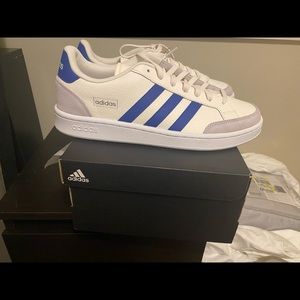 Men’s adidas Grand court sneaker. (New)